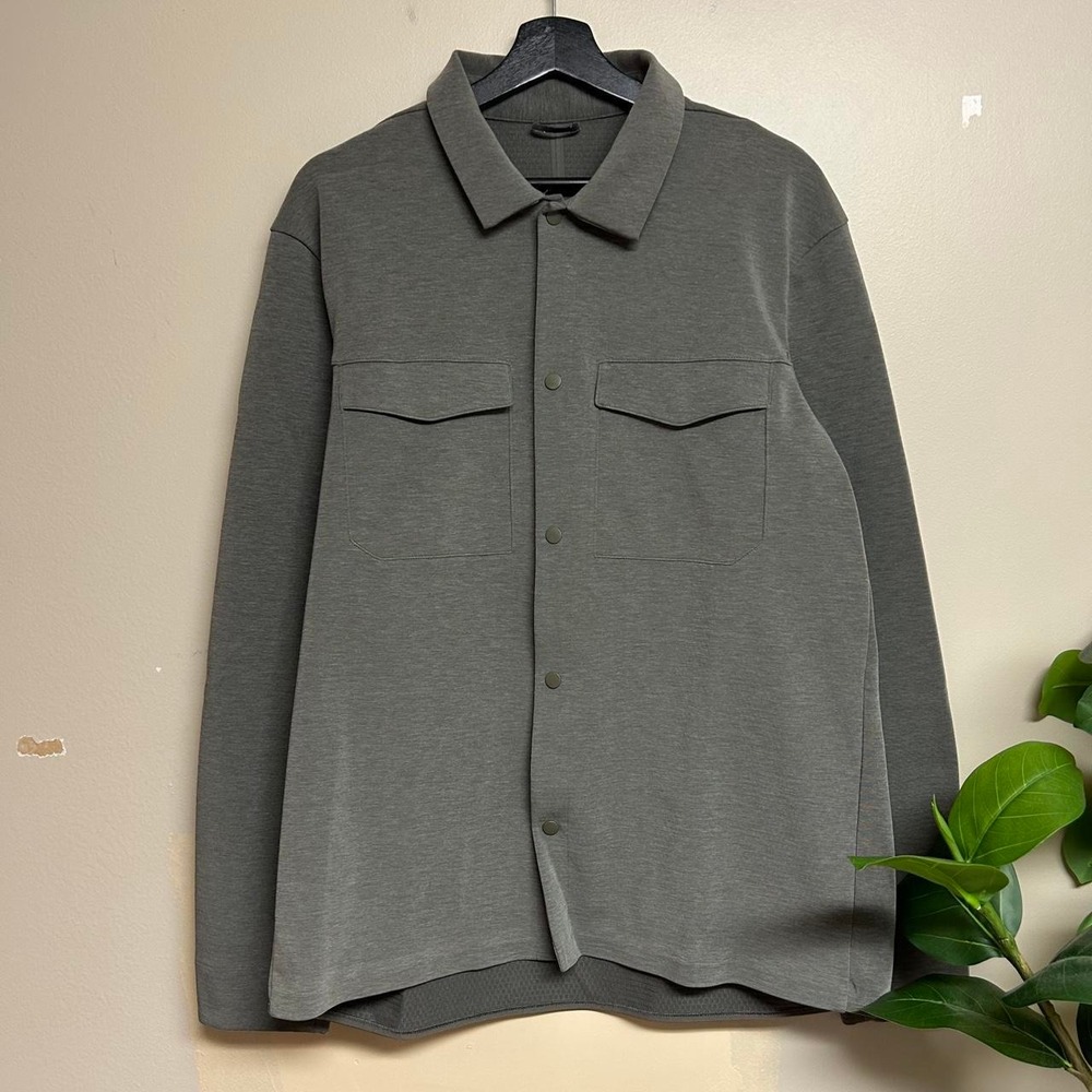 Lululemon Gridliner Olive Fleece Overshirt Button Up Green Mens Large
